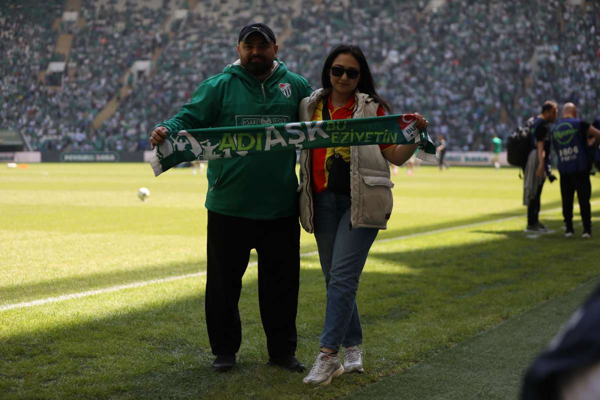 (FOTO GALERİ) BURSASPOR-BORNOVA FK TARAFTAR FOTOĞRAFLARI-1
