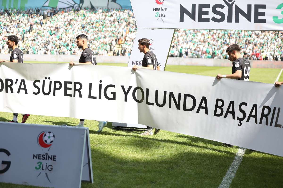 (FOTO GALERİ) BURSASPOR-BORNOVA FK TARAFTAR FOTOĞRAFLARI-2