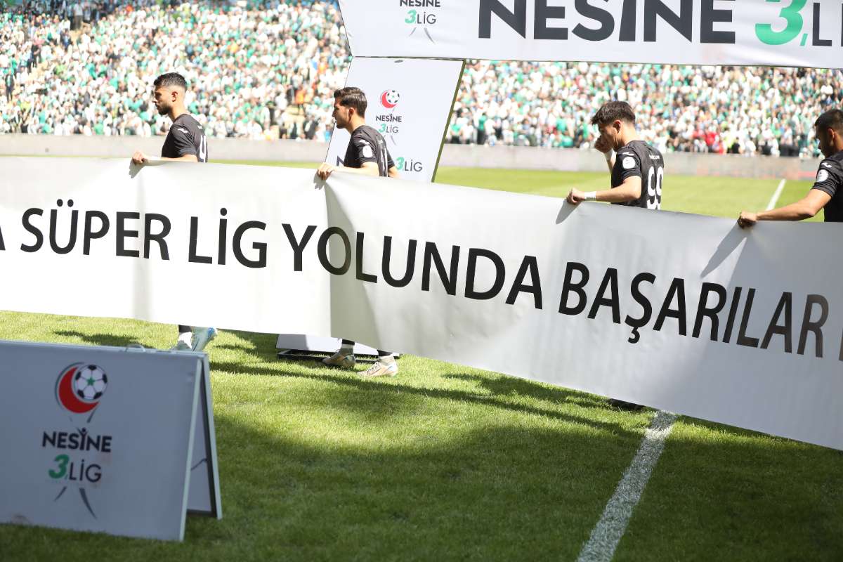 (FOTO GALERİ) BURSASPOR-BORNOVA FK TARAFTAR FOTOĞRAFLARI-2