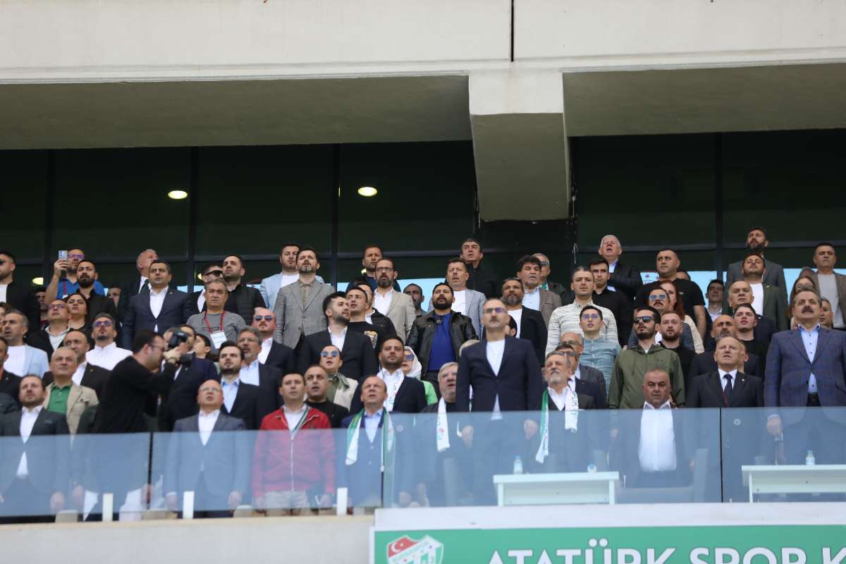 (FOTO GALERİ) BURSASPOR-BORNOVA FK TARAFTAR FOTOĞRAFLARI-2