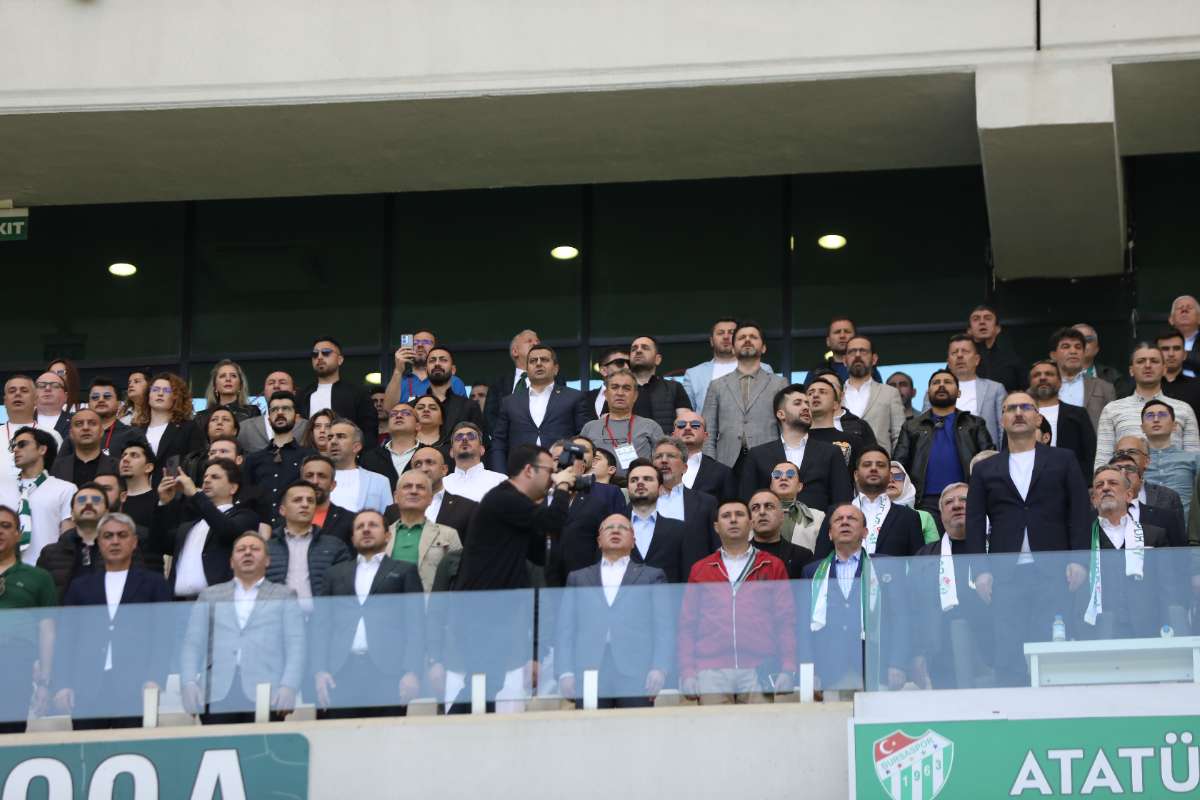 (FOTO GALERİ) BURSASPOR-BORNOVA FK TARAFTAR FOTOĞRAFLARI-2