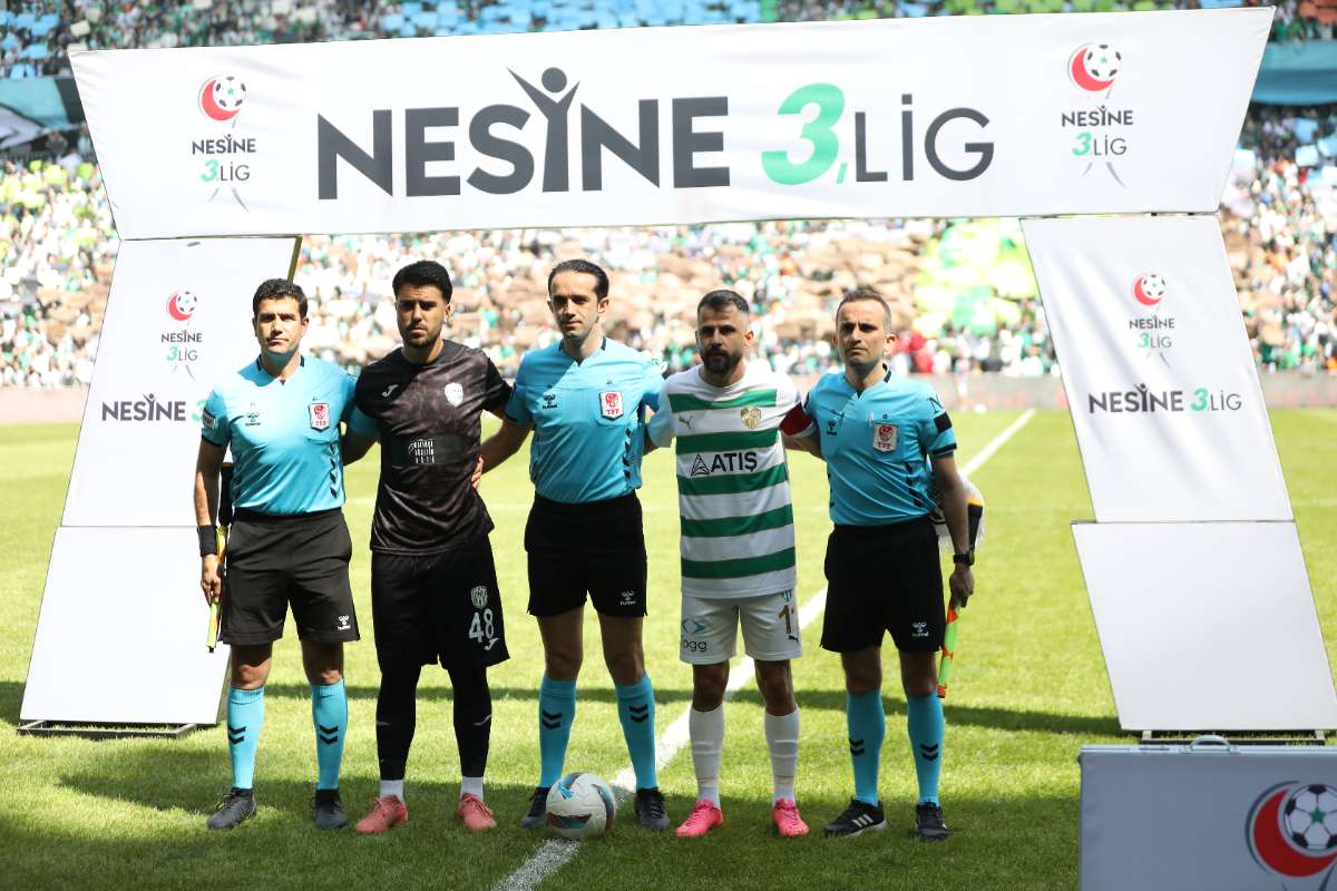 (FOTO GALERİ) BURSASPOR-BORNOVA FK TARAFTAR FOTOĞRAFLARI-2