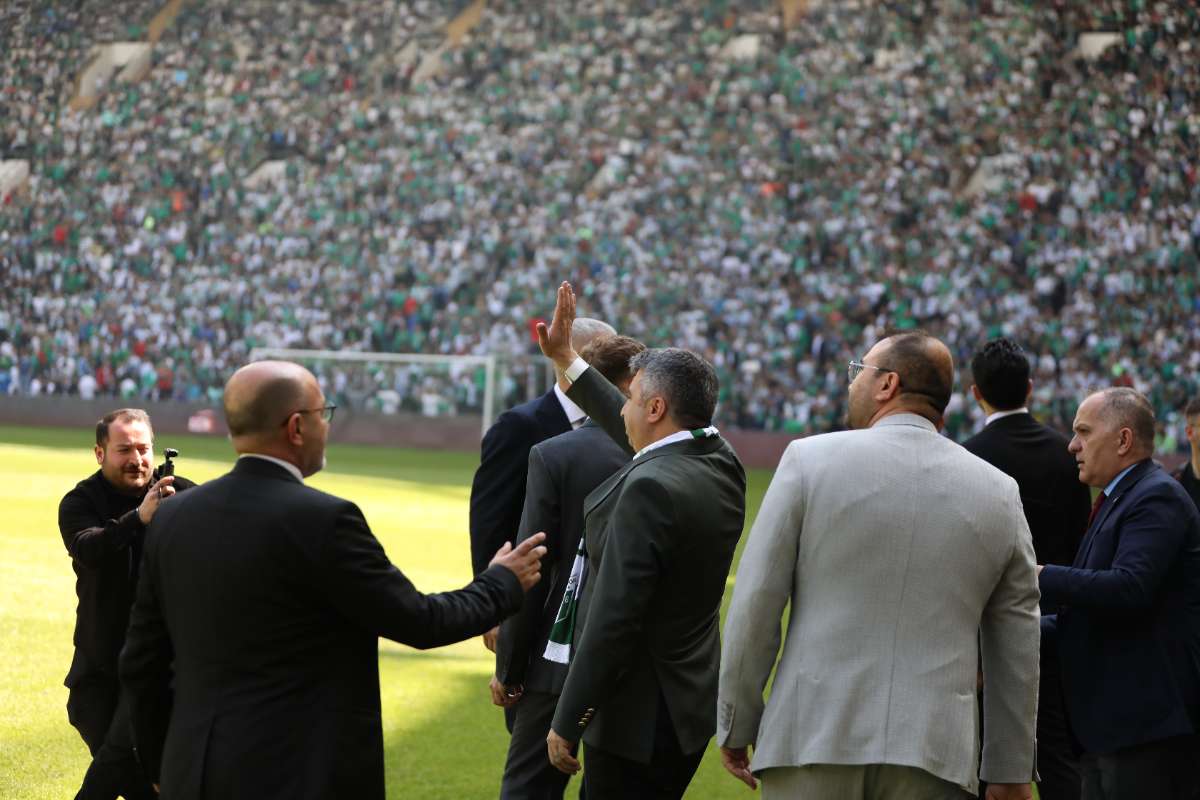 (FOTO GALERİ) BURSASPOR-BORNOVA FK TARAFTAR FOTOĞRAFLARI-2