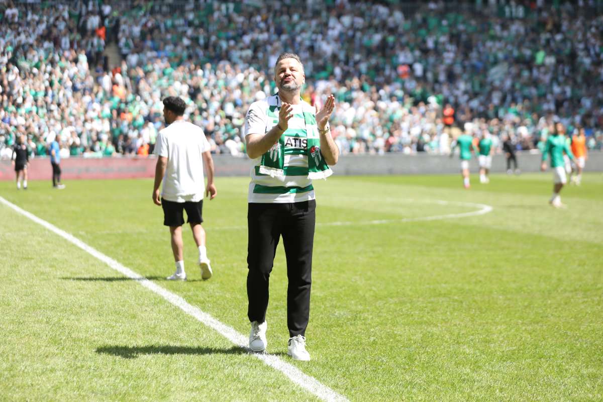 (FOTO GALERİ) BURSASPOR-BORNOVA FK TARAFTAR FOTOĞRAFLARI-2