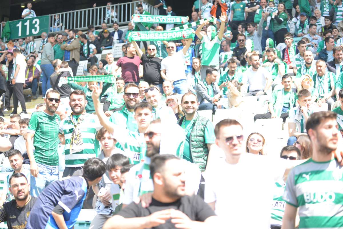 (FOTO GALERİ) BURSASPOR-BORNOVA FK TARAFTAR FOTOĞRAFLARI-3