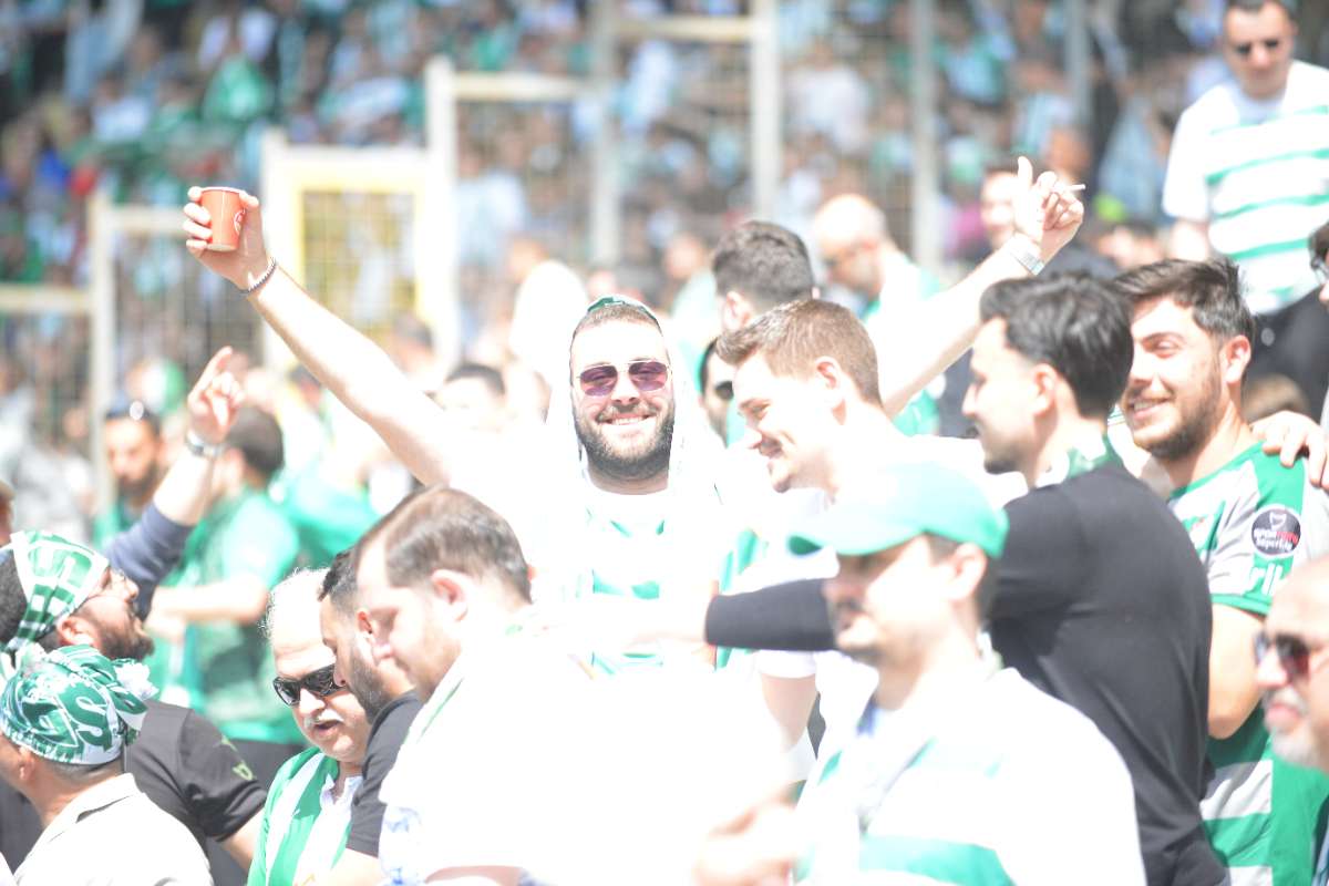 (FOTO GALERİ) BURSASPOR-BORNOVA FK TARAFTAR FOTOĞRAFLARI-3