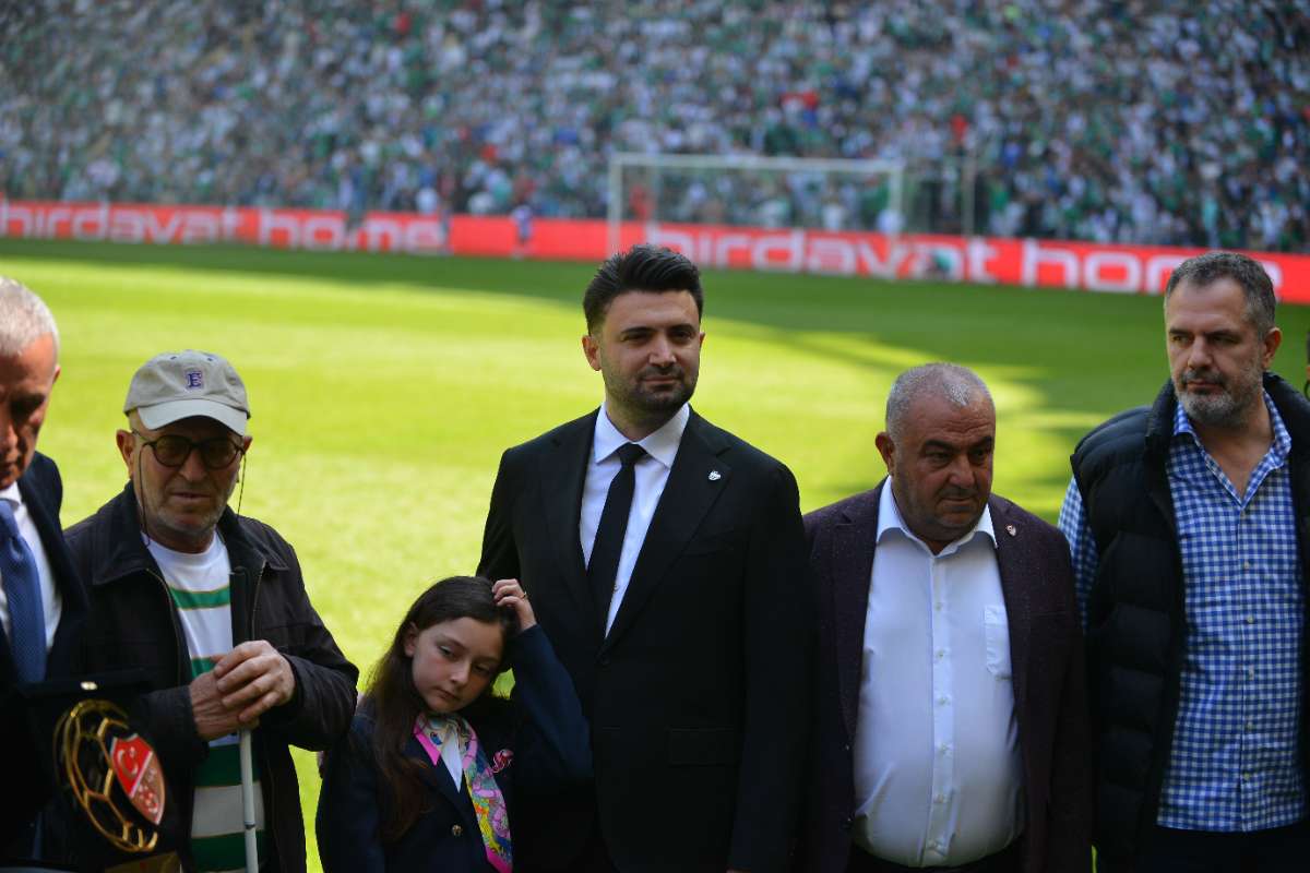 (FOTO GALERİ) BURSASPOR-BORNOVA FK TARAFTAR FOTOĞRAFLARI-3