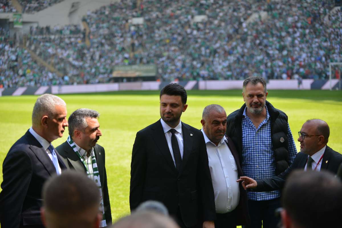 (FOTO GALERİ) BURSASPOR-BORNOVA FK TARAFTAR FOTOĞRAFLARI-3