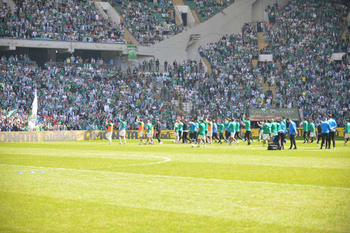 (FOTO GALERİ) BURSASPOR-BORNOVA FK TARAFTAR FOTOĞRAFLARI-3