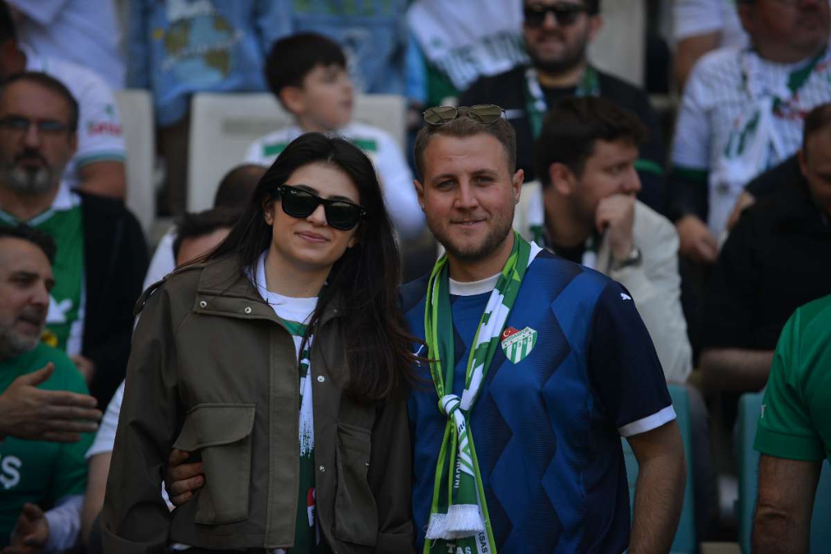 (FOTO GALERİ) BURSASPOR-BORNOVA FK TARAFTAR FOTOĞRAFLARI-3