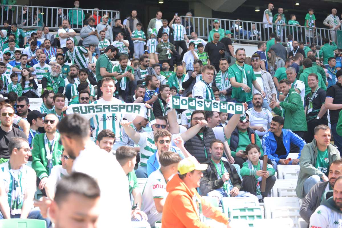 (FOTO GALERİ) BURSASPOR-BORNOVA FK TARAFTAR FOTOĞRAFLARI-3