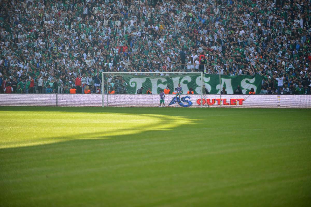 (FOTO GALERİ) BURSASPOR-BORNOVA FK TARAFTAR FOTOĞRAFLARI-3