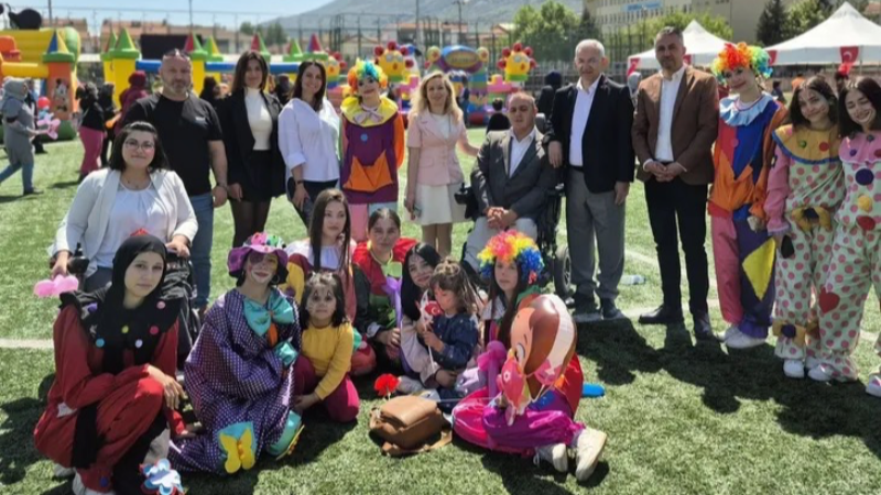 Gemlik'te 1. Engelsiz Festivali gerçekleşti