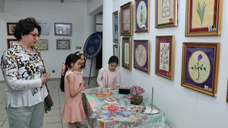 Nilüfer'de Ebru ve Kaat’ı sergisi