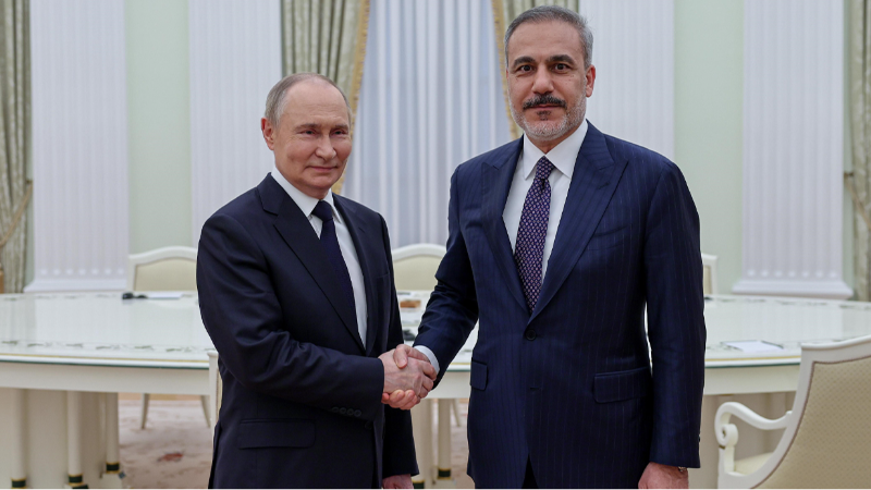 Dışişleri Bakanı Fidan, Rusya Devlet Başkanı Putin ile bir araya geldi