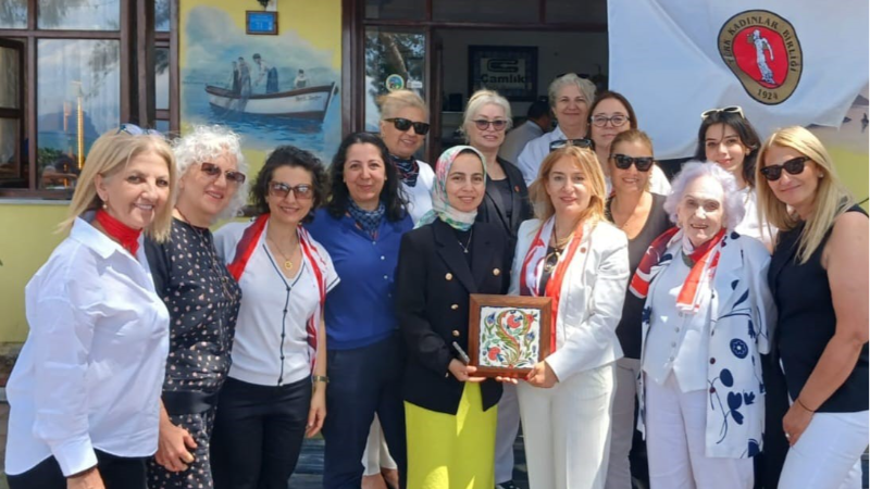 Türk Kadınlar Birliği Bursa Şubesi’nden İznik’e anlamlı ziyaret