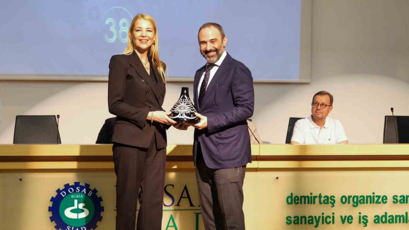 DOSABSİAD’da bayrak değişimi