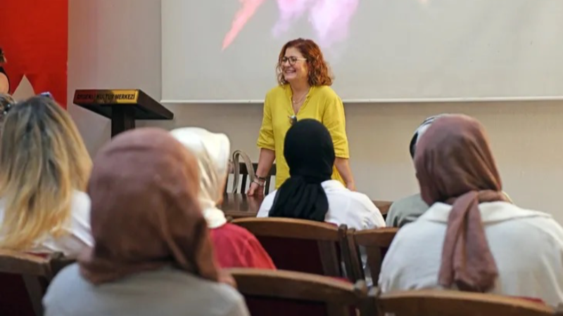Osmangazi'de diksiyon atölyesi yeni döneme başladı