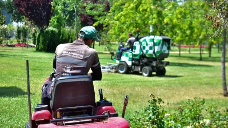 Bursa'da parklar yaza hazırlanıyor