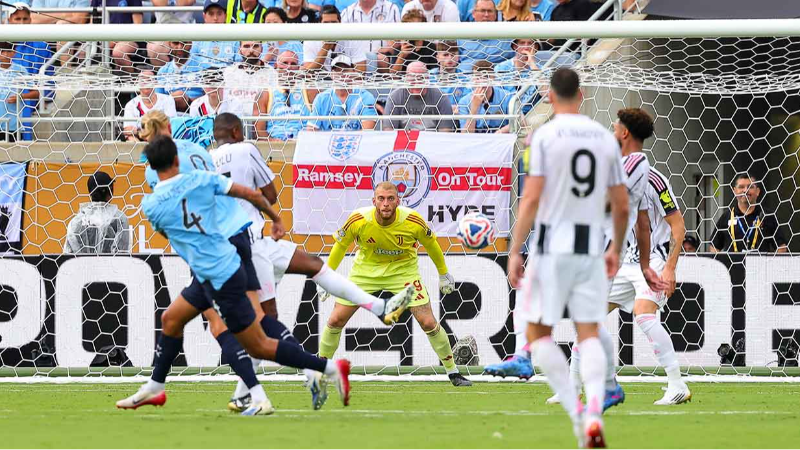 Manchester City, Juventus’u 5-2 yendi ve lider olarak gruptan çıktı