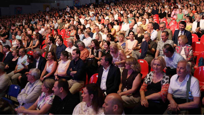 63. Uluslararası Bursa Festivali’ne muhteşem açılış