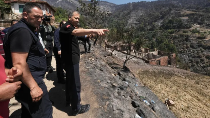 Bakan Yerlikaya'dan Ödemiş raporu: 228 konut ağır hasarlı!