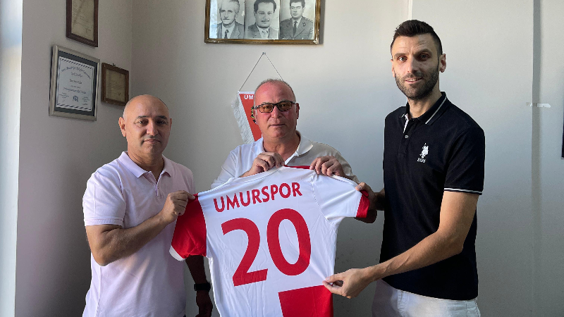 Umurspor’da yeni teknik kadro belli oldu!