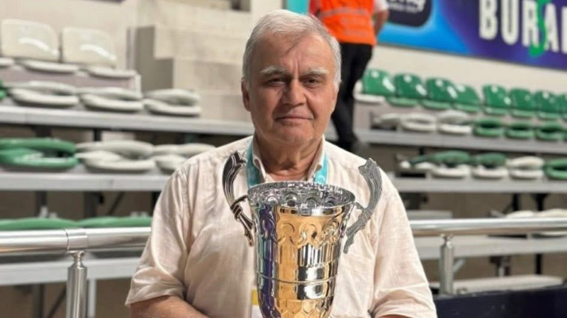 Duayen gazeteci Engin Aksöz son yolculuğuna uğurlandı