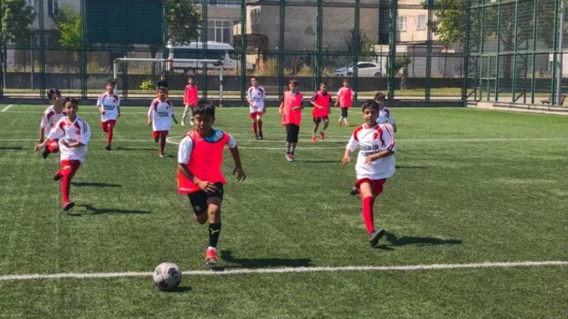 Yıldırım'da Kur'an kursları arası futbol turnuvası başladı