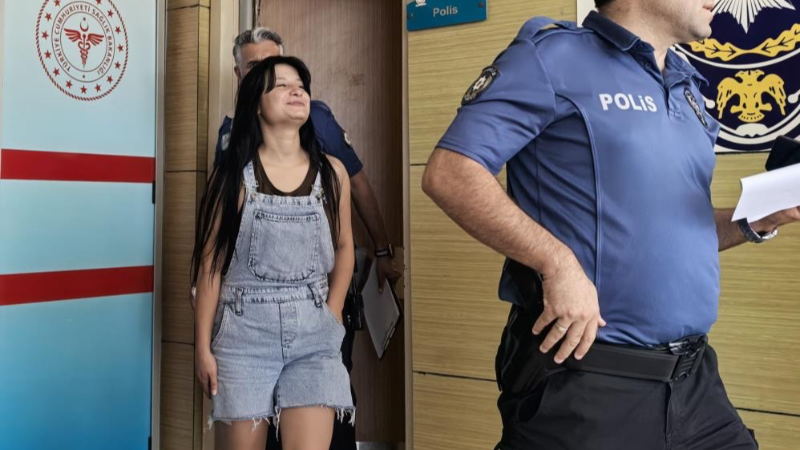 İnegöl'de genç kızların bıçaklı kavgası