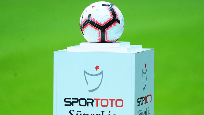 Süper Lig ve 1. Lig maçlarına T.C. kimlik kartıyla da girilebilecek
