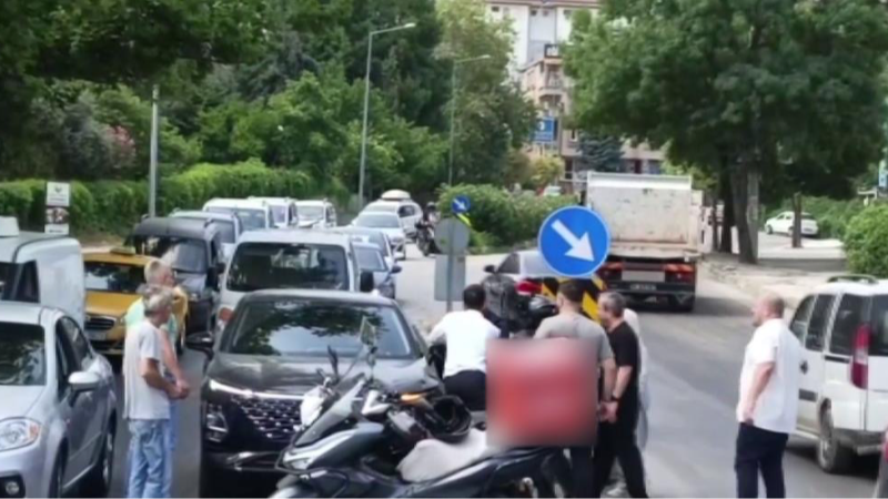 Osmangazi'de yol verme kavgası