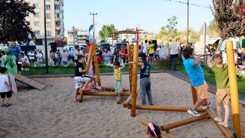 Mudanya'da ilk “Çocuk Dostu Sokak” açıldı