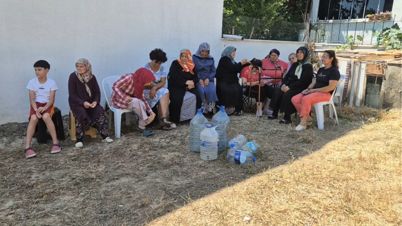 Tekirdağ’da Musluklardan Yeşil Su Akınca Mahalleli İsyan Etti