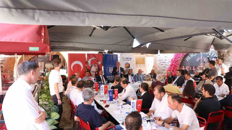 “Taşın altına elimizi değil, gövdemizi koyduk Bursa turizmi için,” dedi Başkan Bozbey