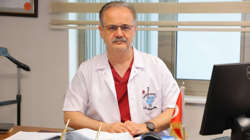 Testisinde 20 santimetrelik tümör tespit edildi