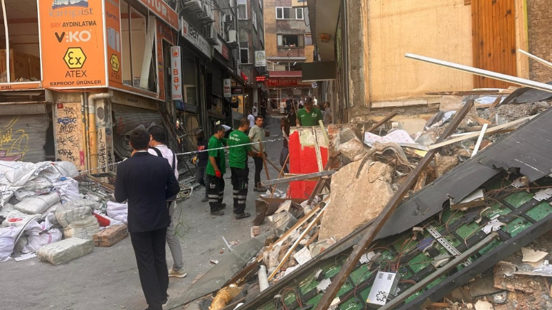 Beyoğlu’ndaki patlamaya ait yeni görüntüler ortaya çıktı, olayda büyük bir facia son anda önlendi