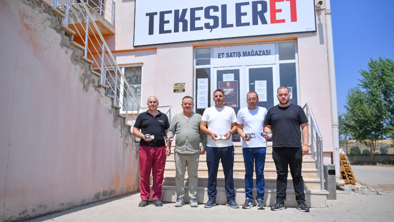 Tekeşler Et'ten İnegölspor'a destek