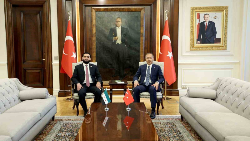 İçişleri Bakanı Yerlikaya, Suriye İçişleri Bakanı Hattab'ı ağırladı