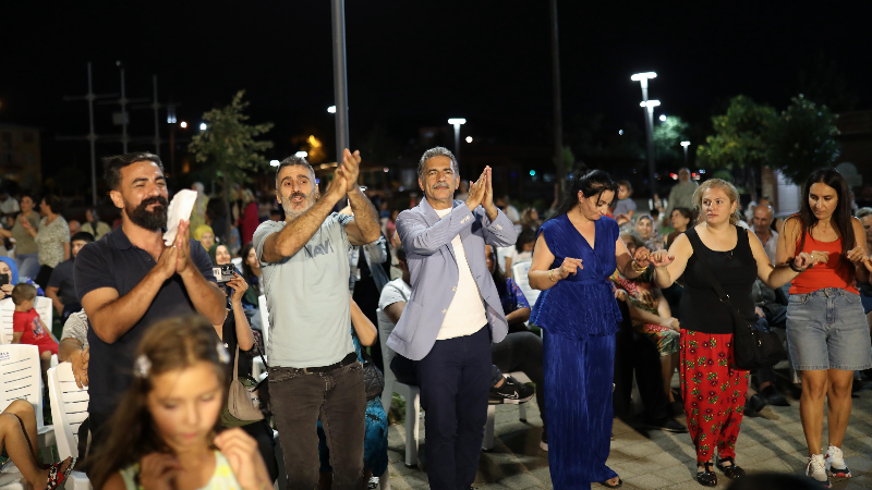 Gemlik’te yaz akşamları keyifle geçiyor