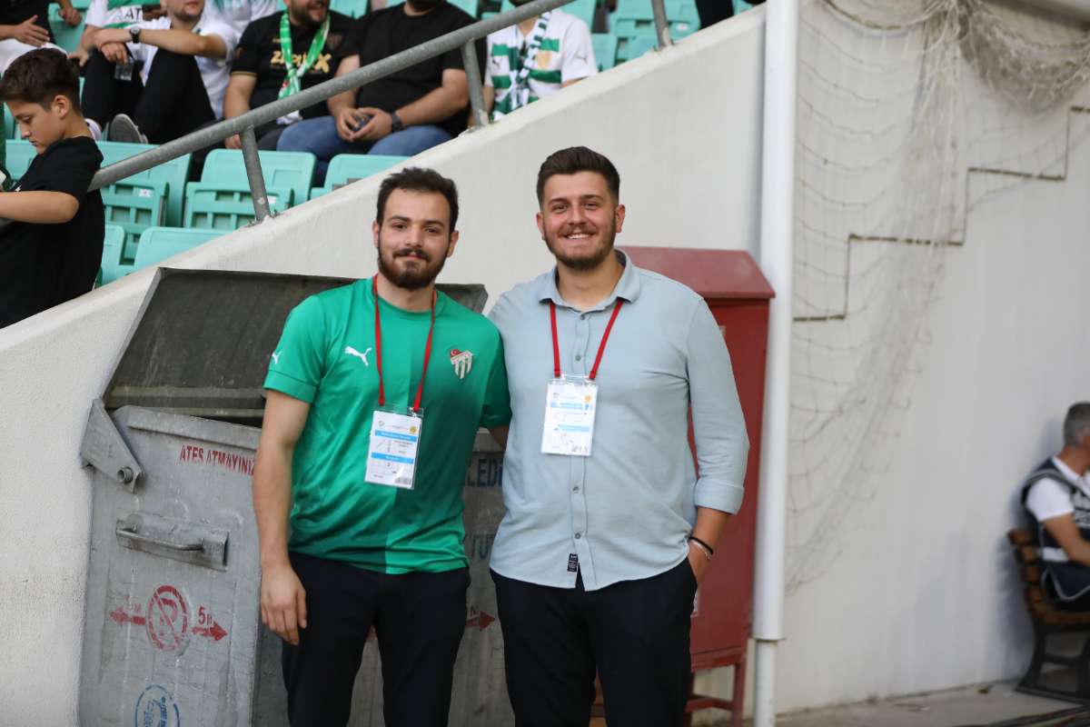 (FOTO GALERİ) Bursaspor-Eskişehirspor Dostluk Maçı Taraftar Fotoğrafları