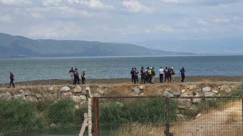 6 yaşındaki çocuk İznik Gölü’nde kayboldu
