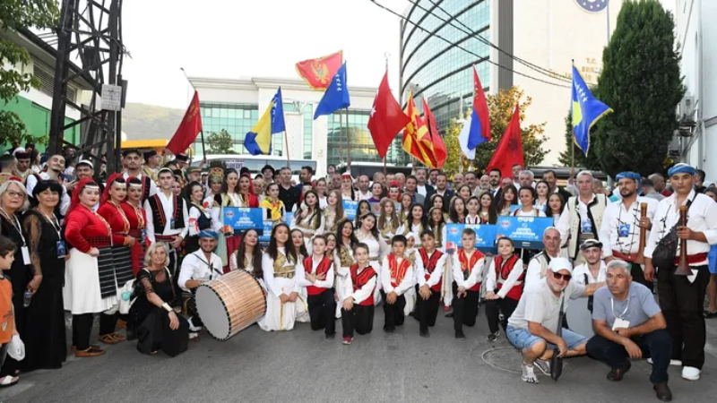 Osmangazi’de Uluslararası Balkan Festivali başladı