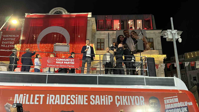CHP Genel Başkanı Özel, Beyoğlu’ndaki mitingde konuştu