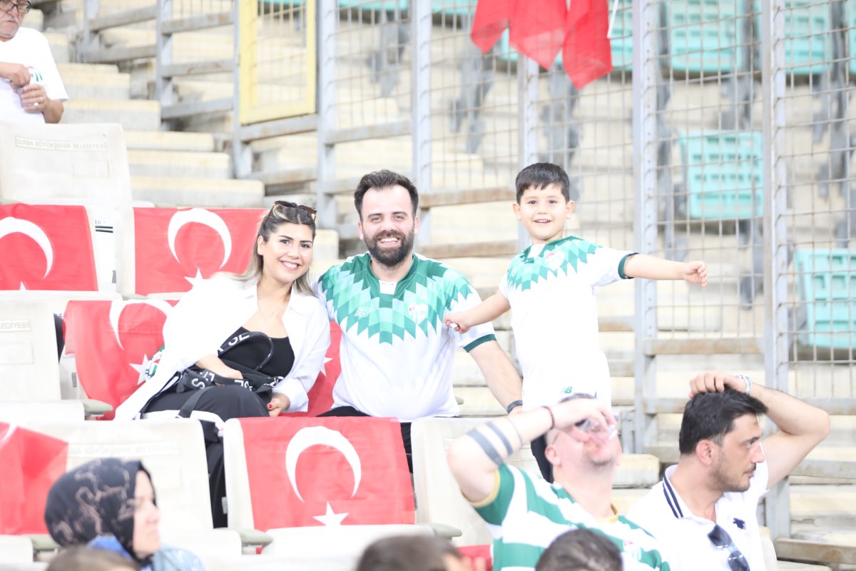 (FOTO GALERİ) Bursaspor-1461 Trabzon FK taraftar fotoğrafları