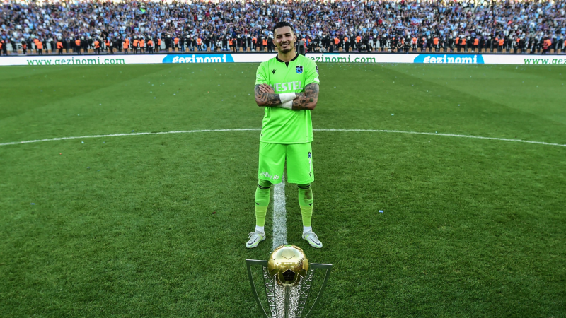 Uğurcan Çakır, Trabzonspor’a veda etti