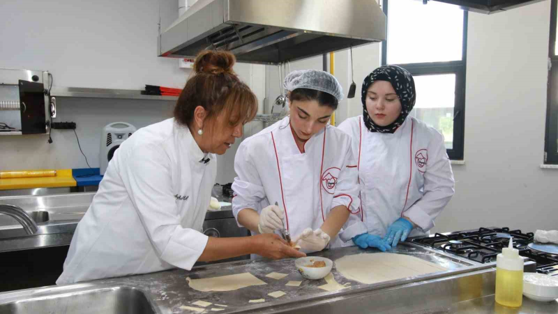 MasterChef Ayten Saner’den lezzet dersi