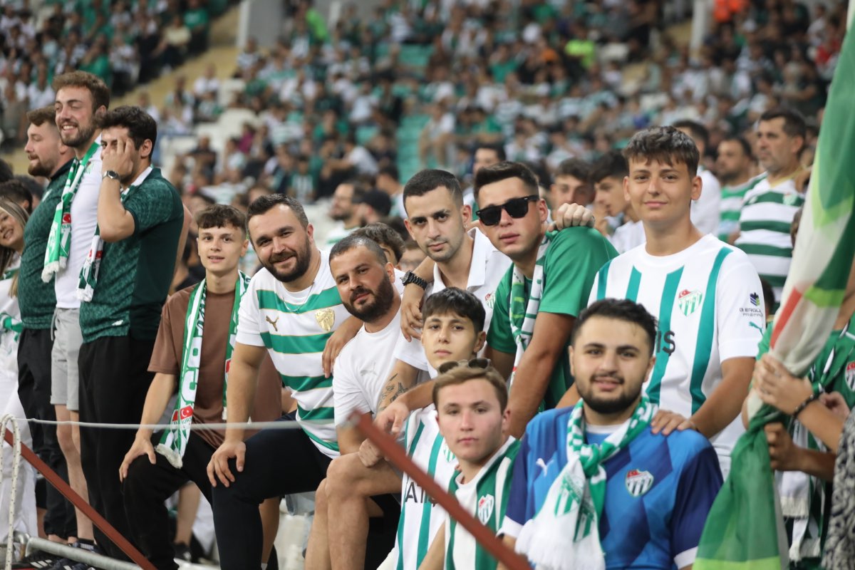 (FOTO GALERİ) Bursaspor- Söğütspor taraftar fotoğrafları -1