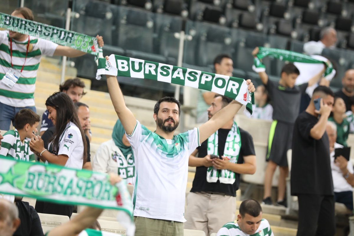 (FOTO GALERİ) Bursaspor- Söğütspor taraftar fotoğrafları -1