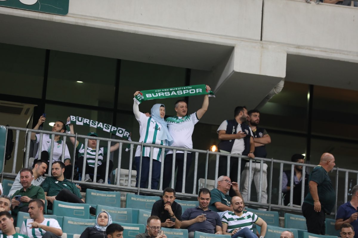 (FOTO GALERİ) Bursaspor- Söğütspor taraftar fotoğrafları -1